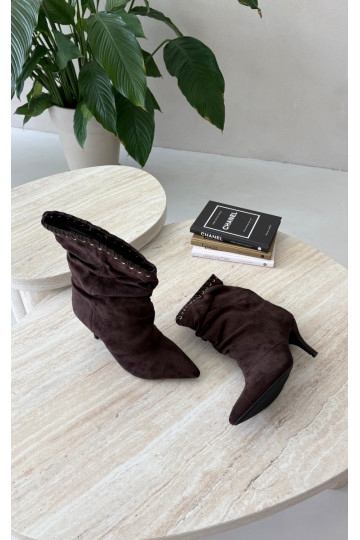 Falten ankle boots mit dünnen Absätzen in schokoladenfarbener Herella
