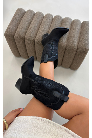 Knöchelhohe Cowboy-Stiefel in schwarz Betina
