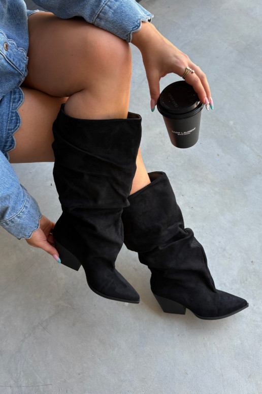 Damen Overknee-Stiefel mit gebogener Oberseite und Absätzen aus Wildleder in schwarzer Durela