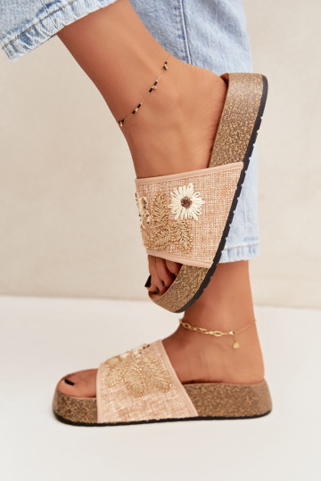 Sandfarbene Damen-Platform-Slipper mit Dekoration Ledina