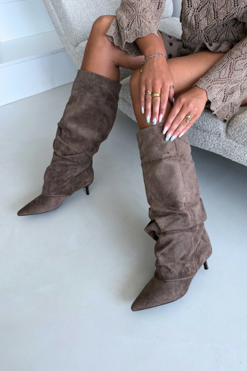 Faltig Stiefel Kitten Heel Ein überzeugendes Stilvollll aus INildleder Khaki-Farbe LoZuen
