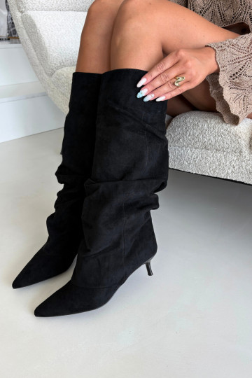 Schwarze zerknitterte Knöchelhohe Stiefel mit Kitten-Heel aus Wildleder LoĮen 2