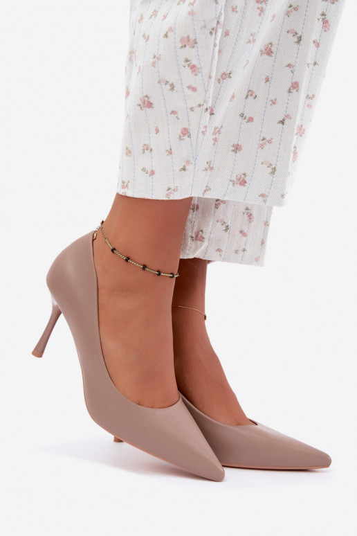 Khakifarbene klassische High Heels aus Kunstleder Nesha