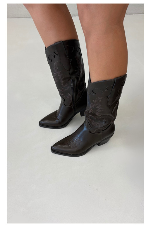 Knöchelhohe Cowboy-Stiefel mit Absätzen aus schokoladenfarbenem Kunstleder Jarissa
