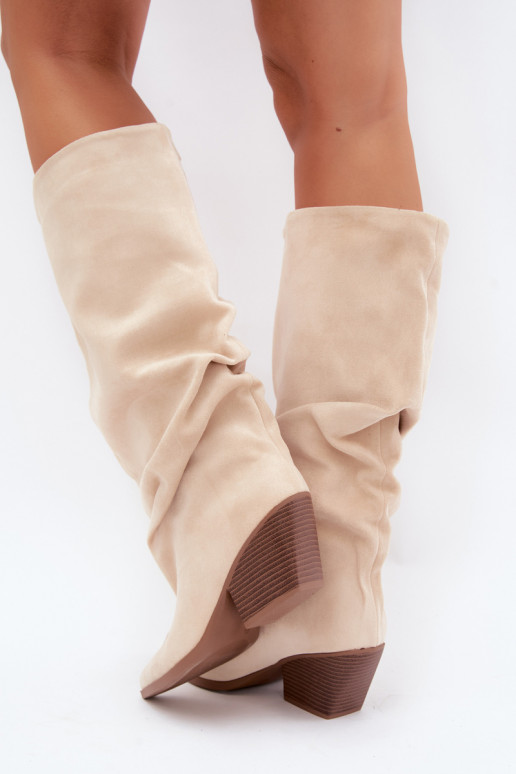 Damen Overknee-Stiefel mit gebogener Oberseite und Absätzen aus Wildleder in sandfarbener Durela