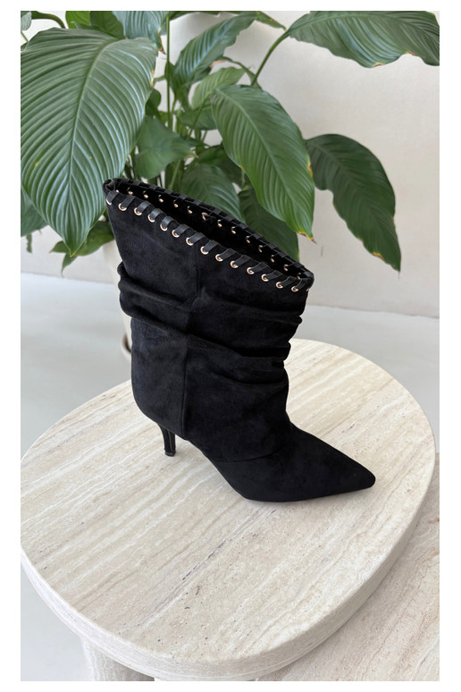 Falten ankle boots mit dünnen Absätzen in schwarzer Herella