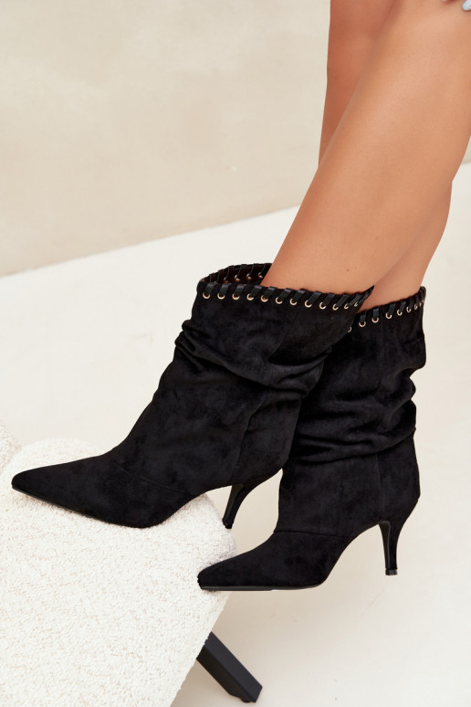 Falten ankle boots mit dünnen Absätzen in schwarzer Herella