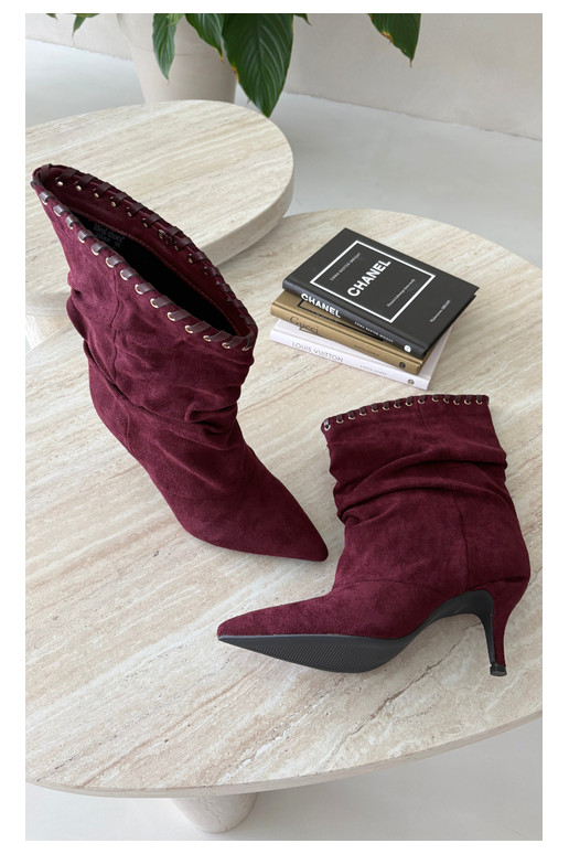 Falten ankle boots mit dünnen Absätzen in burgunderfarbener Herella