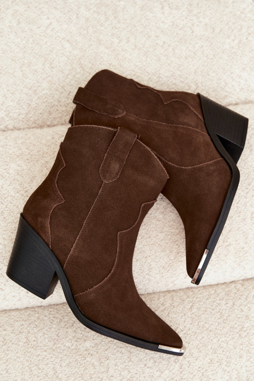 Schokoladenfarbene Wildleder-Cowboystiefel mit Isolierung und Absätzen Pelsa