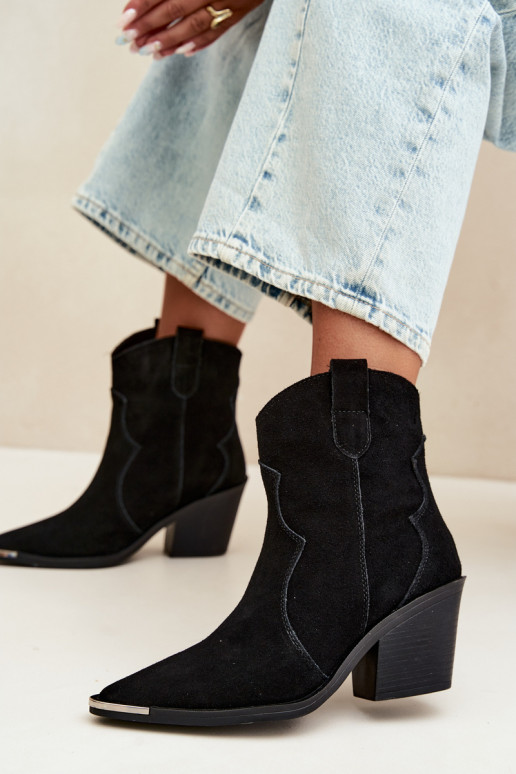 Schwarze Wildleder-Cowboystiefel mit Isolierung und Absätzen Pelsa