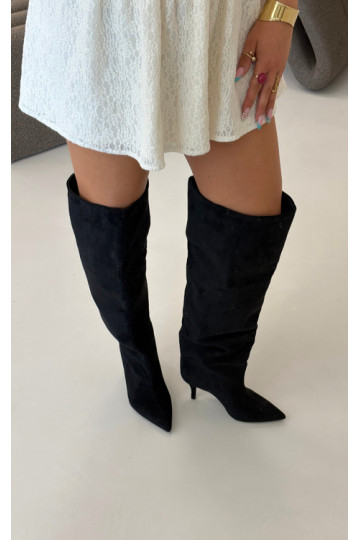 Slip-On Damenkniehohe Stiefel mit dünnen Absätzen in schwarzer Corly 2