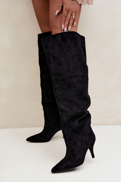 Slip-On Damenkniehohe Stiefel mit dünnen Absätzen in schwarzer Corly