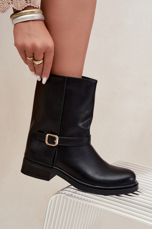 Isolierte Damen Stiefeletten mit Schnallen in schwarzer Farbe Corley
