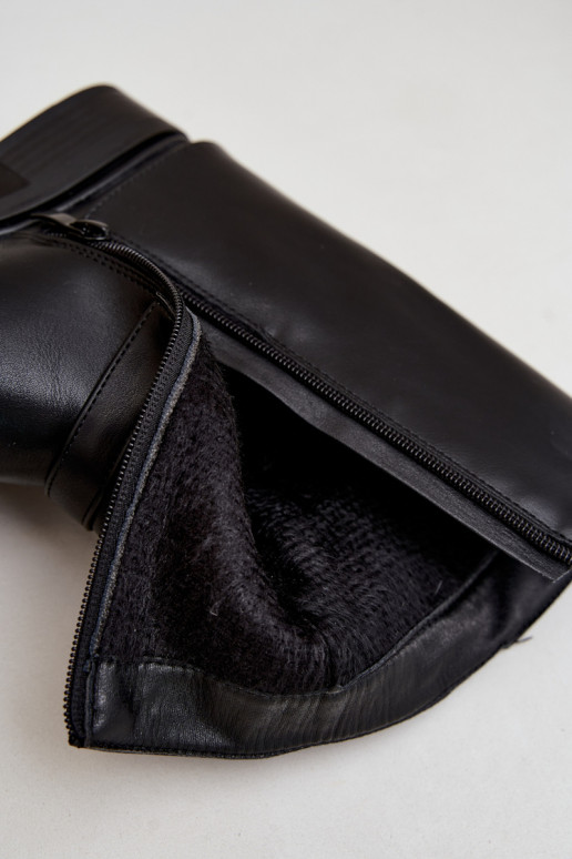 Isolierte Damen Stiefeletten mit Schnallen in schwarzer Farbe Corley