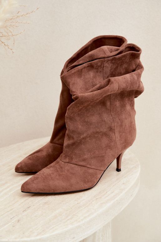 Braune Slipper-Stiefeletten mit schmalen Absätzen Slouchy Yesenia