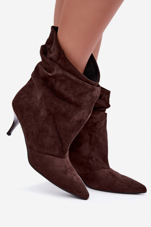 Schokoladenfarbene Slipper-Stiefeletten mit schmalen Absätzen Slouchy Yesenia
