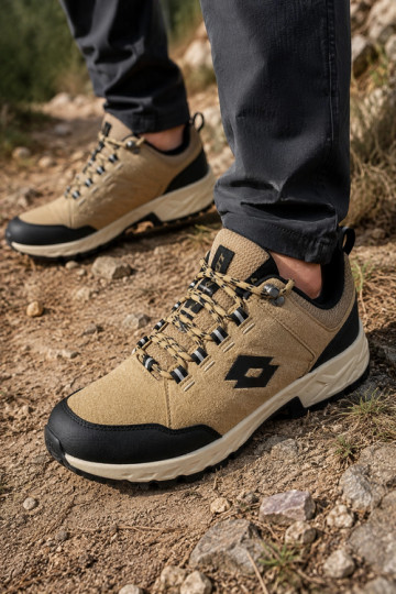 Herren-Wanderschuhe in Braun LOTTO 2400290U KETCHAM