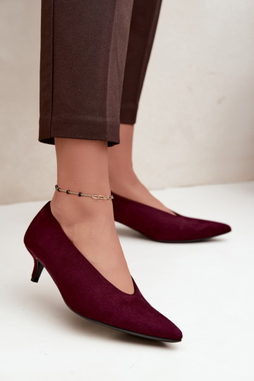 Bordeauxfarbene Wildlederschuhe mit Kitten Heel Nuretta 2
