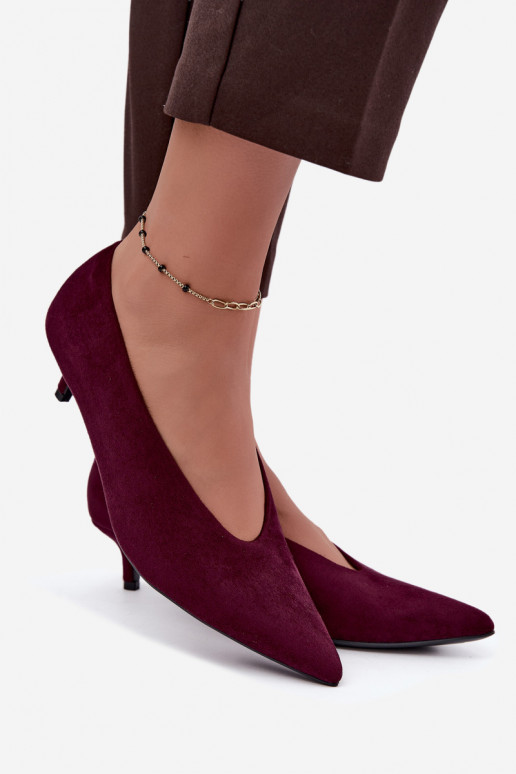 Bordeauxfarbene Wildlederschuhe mit Kitten Heel Nuretta