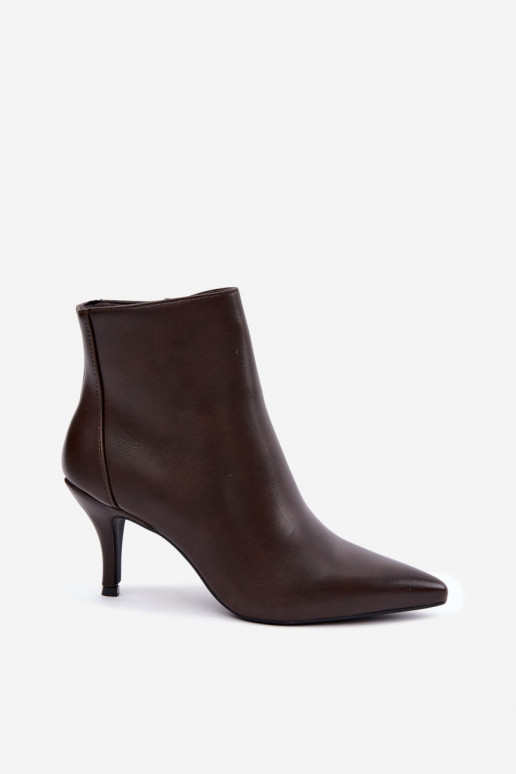 Stiefeletten mit dünnen Absätzen, spitz zulaufend, aus schokoladenfarbenem Kunstleder Niretta