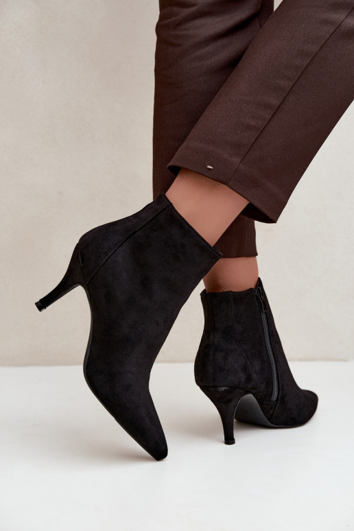 Schwarze Kunstveloursleder Stiefeletten mit spitzen Absätzen Niretta