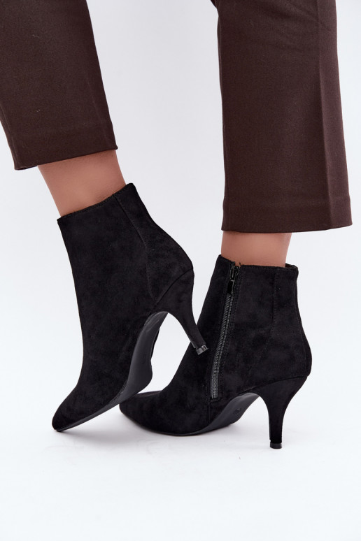 Schwarze Kunstveloursleder Stiefeletten mit spitzen Absätzen Niretta