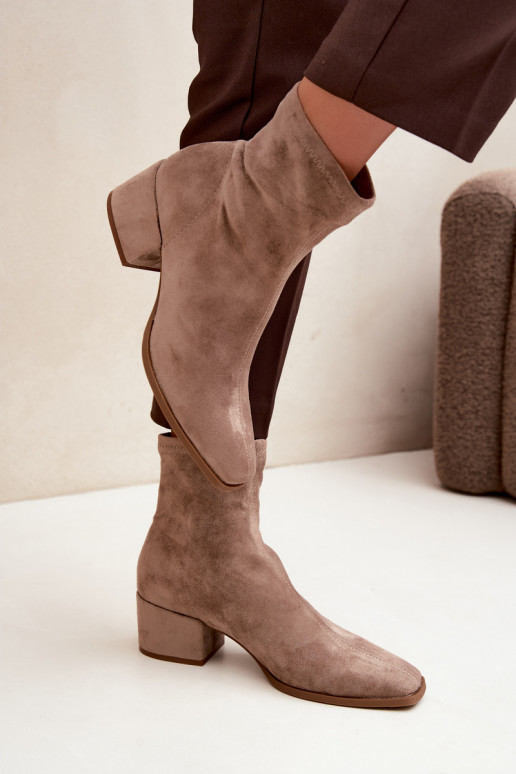 Damen Stiefeletten mit Absatz Typ Klocek in Khakifarbe Rosley