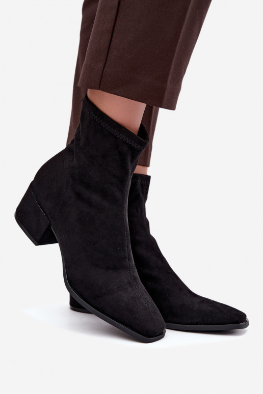 Damen Stiefeletten mit Absatz Typ Klocek in schwarzer Farbe Rosley