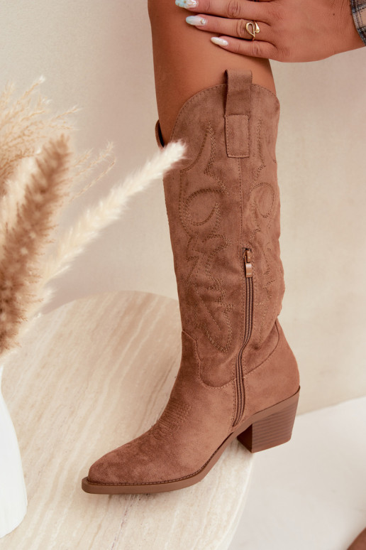 lange Cowboy-Stiefel mit Absatz in brauner Farbe INesly