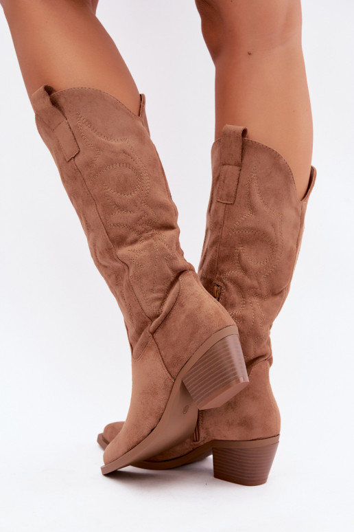 lange Cowboy-Stiefel mit Absatz in brauner Farbe INesly