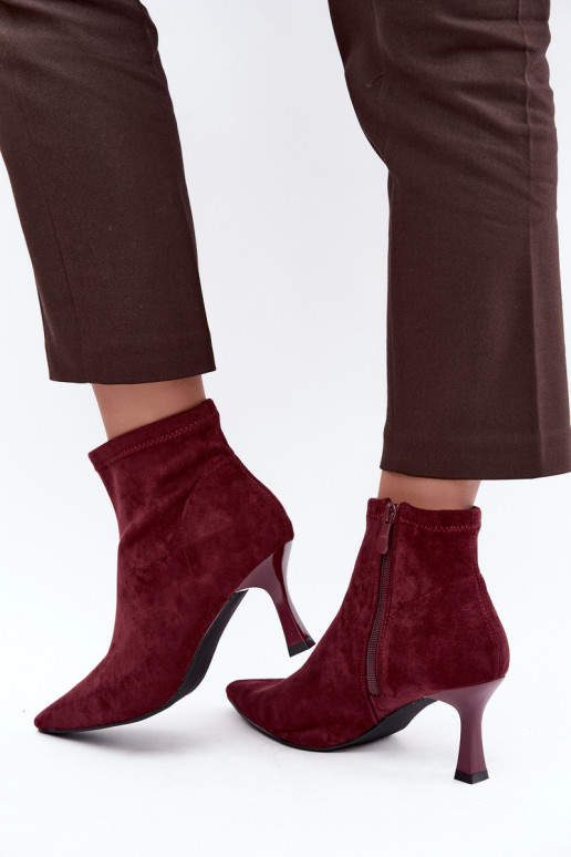 Damen Stiefeletten auf schmalem Absatz mit Nähten in Bordeauxfarbe Clancy