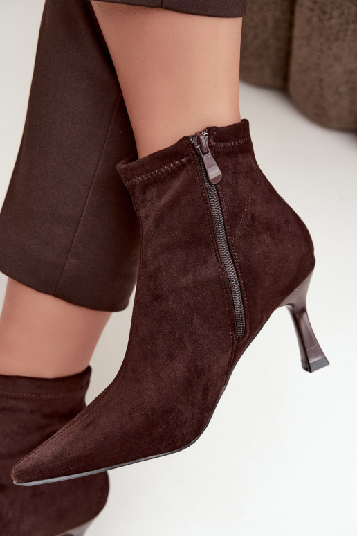 Damen Stiefeletten auf schmalem Absatz mit Nähten in Schokoladenfarbe Clancy