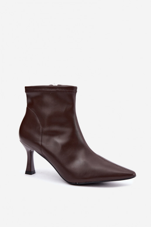 Damen Stiefeletten auf schmalem Absatz mit Nähten aus Kunstleder in Schokoladenfarbe Clancy
