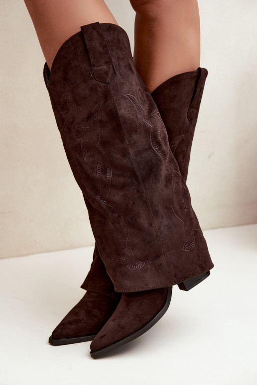 Lange Cowboy-Stiefel mit Absätzen und genähtem Schaft in Schokoladenfarbe Irella