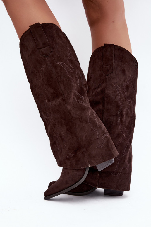 Lange Cowboy-Stiefel mit Absätzen und genähtem Schaft in Schokoladenfarbe Irella