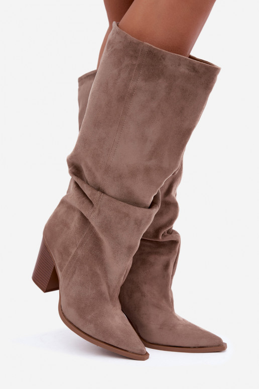 Chaki farbene Stiefeletten mit Absatz und Rüschen Jensy