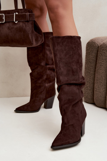 Schokoladenfarbene Stiefeletten mit Absatz und Rüschen Jensy 2