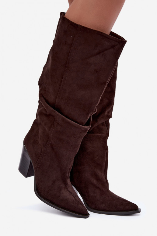 Schokoladenfarbene Stiefeletten mit Absatz und Rüschen Jensy