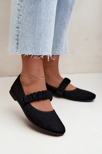 Schwarze Ballerinas mit geschnitzten Riemen Loreya 2