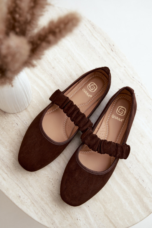 Schokoladen Ballerinas mit geschnitzten Riemen Loreya