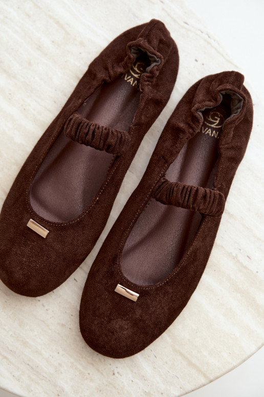 Schokoladenfarbene Sandalen mit dekorativen Details Brinelle