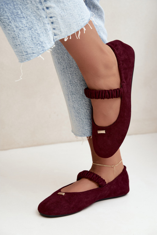 Bordeauxfarbene Sandalen mit dekorativen Details Brinelle