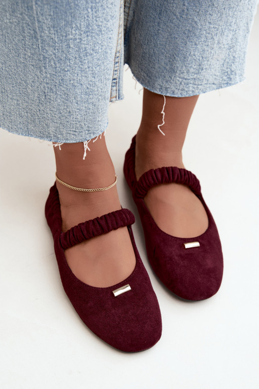 Bordeauxfarbene Sandalen mit dekorativen Details Brinelle