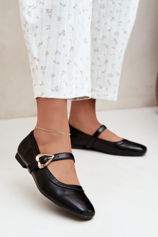 Ballerinas mit Schnallen und Herzen in Schwarz Relsa