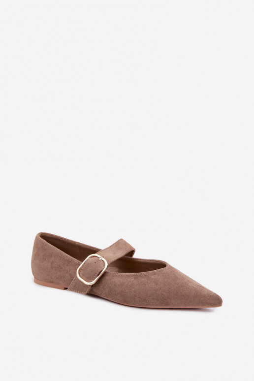 Damen-Ballerinas mit Riemen und Schnallen in sandfarbig Melby