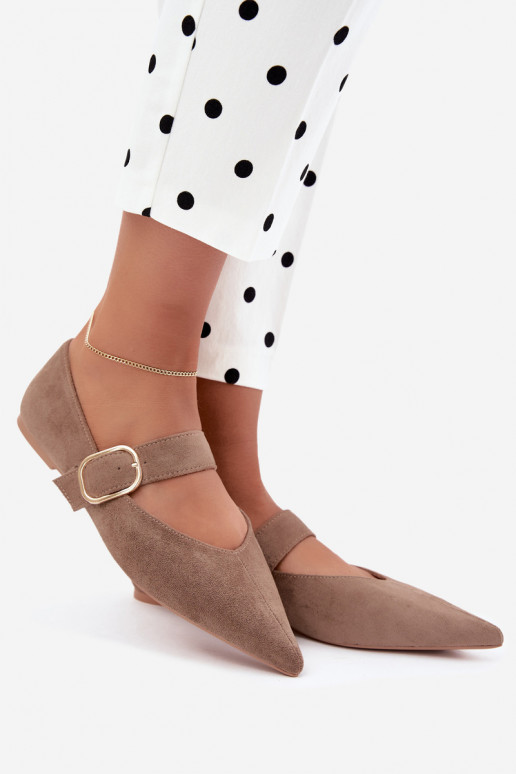 Damen-Ballerinas mit Riemen und Schnallen in sandfarbig Melby