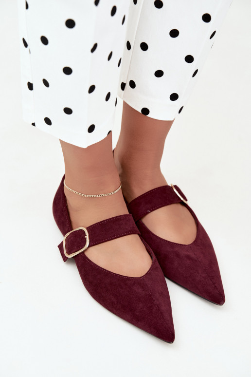 Damen-Ballerinas mit Riemen und Schnallen in bordeaux Melby