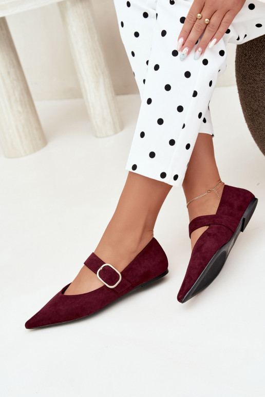 Damen-Ballerinas mit Riemen und Schnallen in bordeaux Melby