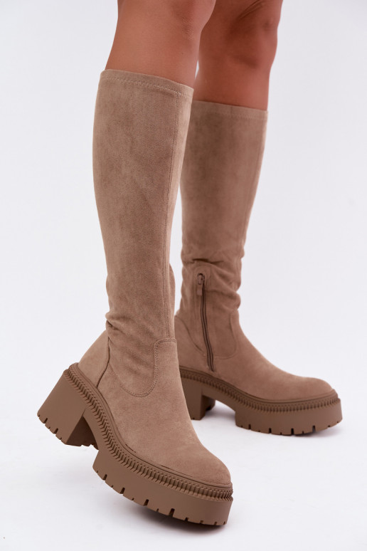 Damen kniehohe Stiefel mit Plateau in sandfarbener Ausführung Florinne