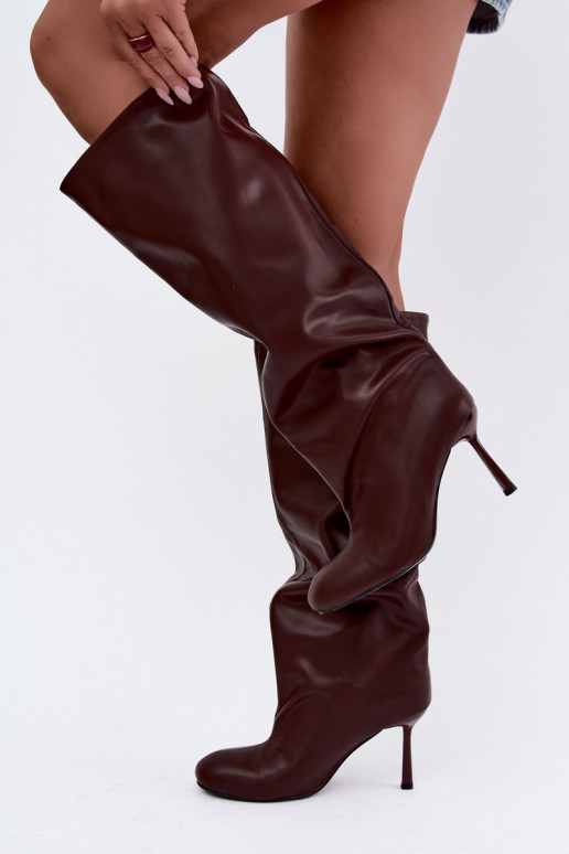 Schlüpfschuh Damen kniehohe Stiefel mit schmalen Absätzen in Bordeauxfarbe Caliya